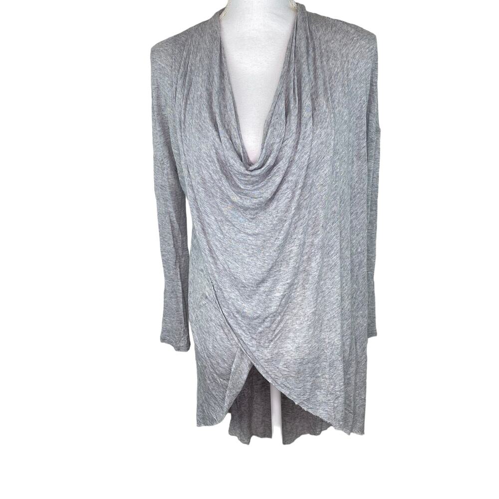 ASTR the Label Women's Drape Front Sweater Gray Size S Lightweight Long‎ Sleeve